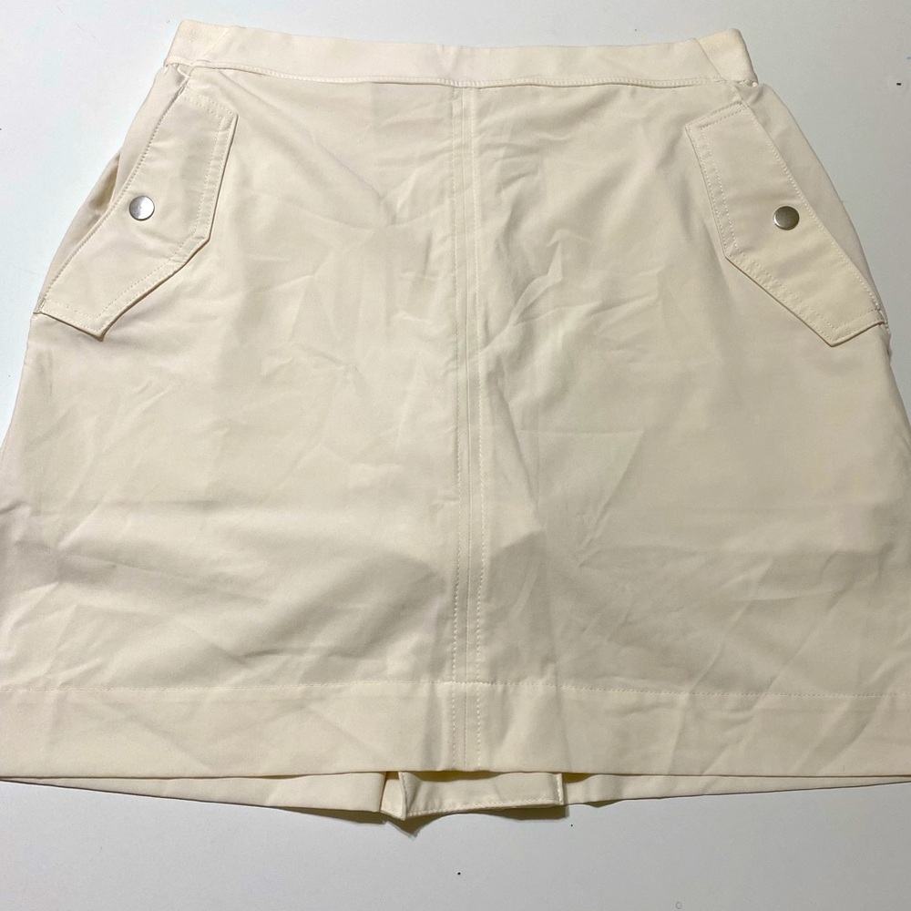 Athleta Vienna Cargo Short Medium